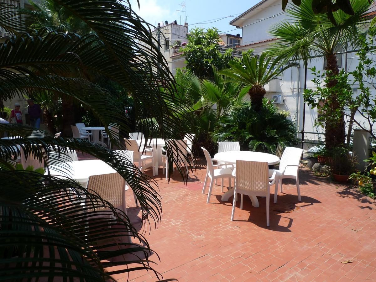 Hotel Alexander Santa Domenica  Dış mekan fotoğraf