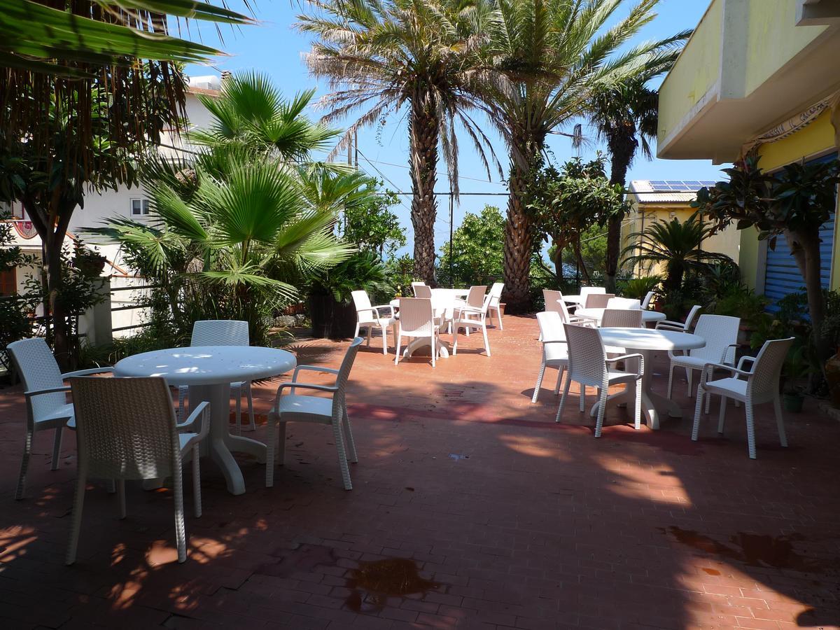 Hotel Alexander Santa Domenica  Dış mekan fotoğraf