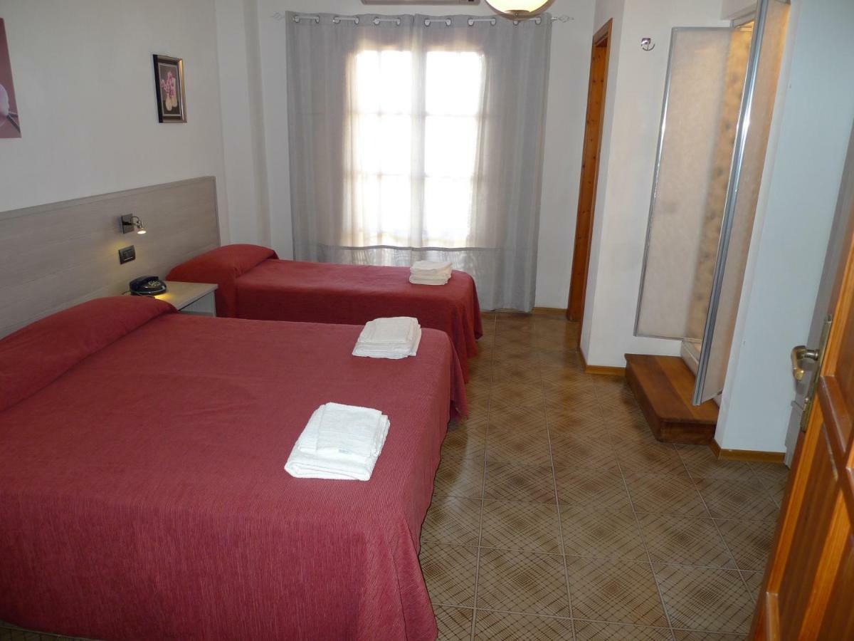 Hotel Alexander Santa Domenica  Dış mekan fotoğraf
